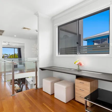 Image 4 - 38 King Arthur Terrace, Tennyson QLD 4105, Australia - Apartment for rent