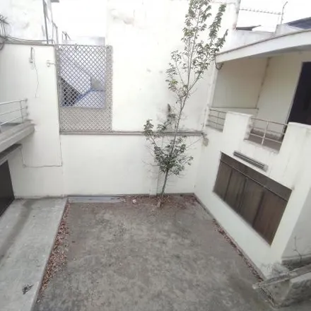 Buy this 5 bed house on Calle Los Tulipanes in Lince, Lima Metropolitan Area 15046