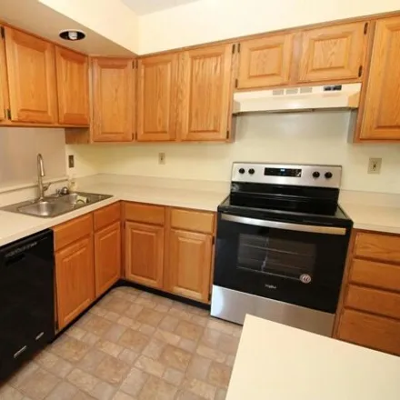 Image 7 - 12299 Eagles Nest Court, Germantown, MD 20874, USA - Condo for sale