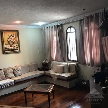 Buy this 4 bed house on Rua Vitorio Veneto in Vila Nossa Senhora das Vitórias, Mauá - SP
