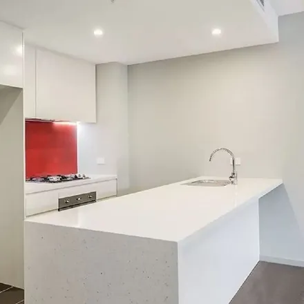 Image 6 - 33 Devonshire Street, Sydney NSW 2067, Australia - Apartment for rent