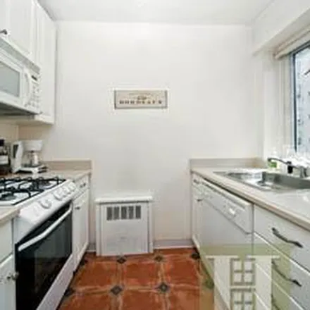 Rent this 1 bed townhouse on 142 East 62nd Street in New York, NY 10065