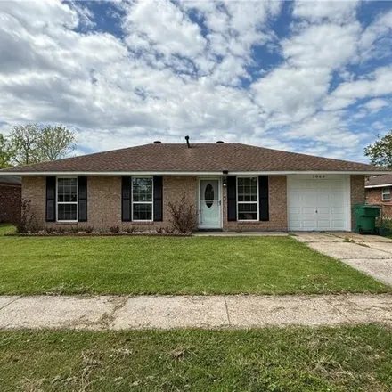 Rent this 3 bed house on 5068 Lyons Court in Estelle, Marrero