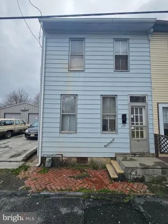 Buy this 3 bed house on Madison Street in Lebanon, PA 17046
