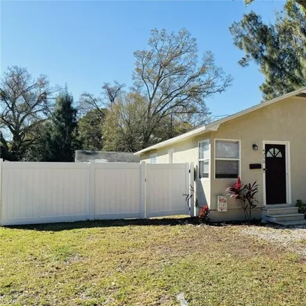 Image 2 - 4266 13th Avenue South, Saint Petersburg, FL 33711, USA - House for rent