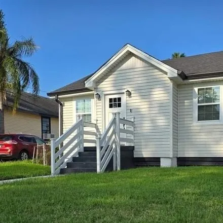 Rent this 2 bed house on 1533 Claire Ave in Gretna, Louisiana