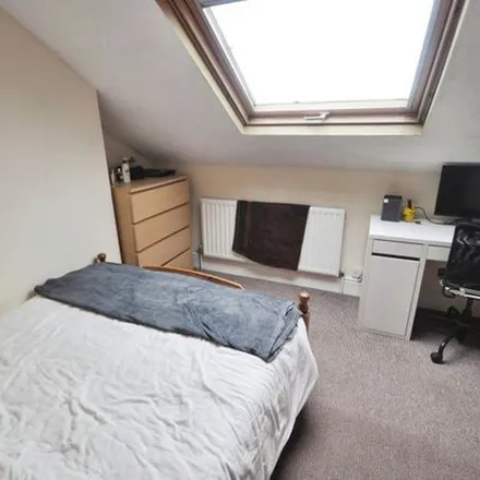 Rent this 7 bed apartment on 117 Monks Road in Exeter, EX4 7BQ