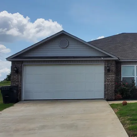 Buy this 4 bed house on 2533 Judes Court in Jonesboro, AR 72404