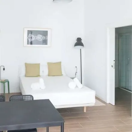 Image 2 - Carrer de Vilafermosa, 46005 Valencia, Spain - Apartment for rent
