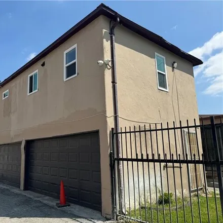 Image 3 - 336 North Rose Avenue, Compton, CA 90221, USA - House for sale