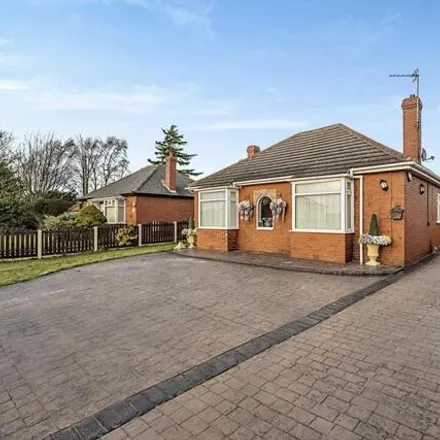 Buy this 5 bed house on Greens Road in Hatfield, DN7 4DE