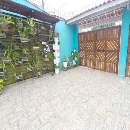 Buy this 3 bed house on Rua Doze in Travessão, Caraguatatuba - SP