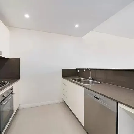 Image 3 - Storage King Eastgardens, Denison Street, Hillsdale NSW 2036, Australia - Apartment for rent