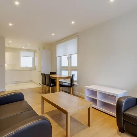 Image 4 - Johnny Andrews House, 3a Boulcott Street, Ratcliffe, London, E1 0HR, United Kingdom - Apartment for rent