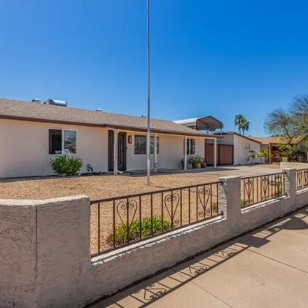 Image 3 - 4025 East Surrey Avenue, Phoenix, AZ 85032, USA - House for sale