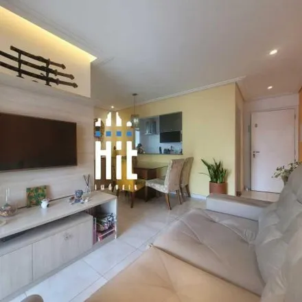 Buy this 2 bed apartment on Rua Cipriano Barata in Vila Monumento, São Paulo - SP