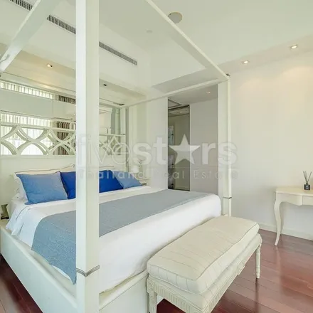 Rent this 2 bed apartment on Adelphi Fourty-Nine in Soi Sukhumvit 49, Vadhana District