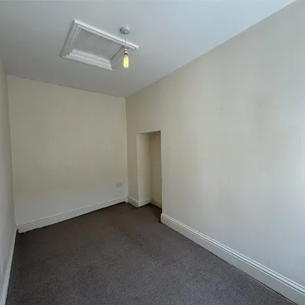 Rent this 2 bed apartment on Save On Tyres in 29 Bear Street, Barnstaple