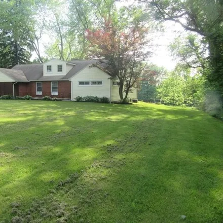 Buy this 5 bed house on 1869 South Main Street in Mansfield, OH 44907