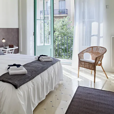 Rent this 2 bed apartment on Carrer de Bailèn in 82, 32
