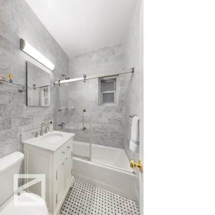 Image 8 - 59 East 72nd Street, New York, NY 10021, USA - Apartment for sale