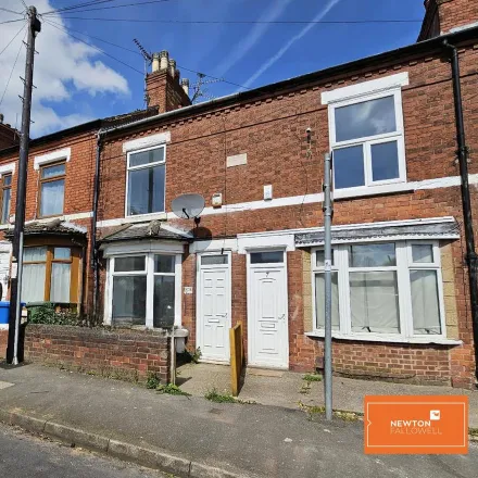 Image 1 - Byron Street, Mansfield Woodhouse, NG18 5NX, United Kingdom - Townhouse for rent