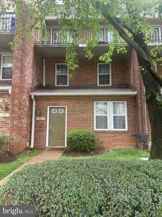 Buy this 3 bed condo on 3919 Chesterwood Dr in Silver Spring, Maryland