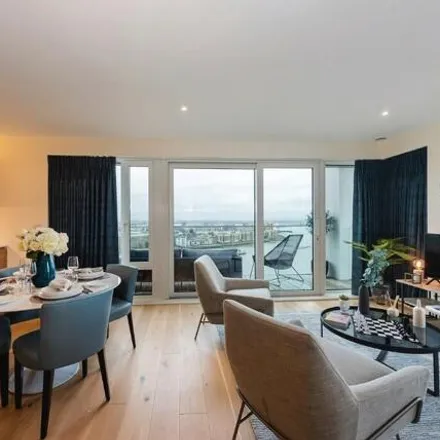 Buy this 2 bed apartment on Devaraux House in Duke of Wellington Avenue, London