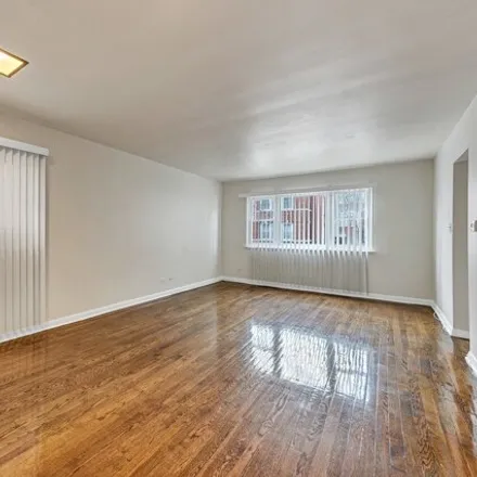 Image 5 - 7405-7415 North Damen Avenue, Chicago, IL 60626, USA - House for rent