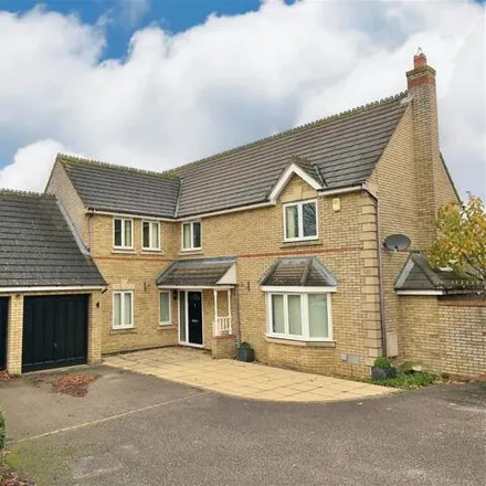 Buy this 4 bed house on Heybridge Crescent in Fenny Stratford, MK7 8HL