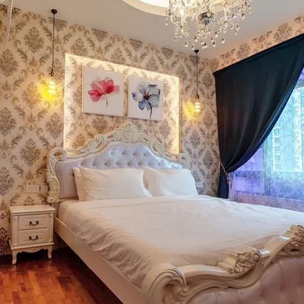 Rent this 1 bed room on Jalan Mutiara in Singapore 248209, Singapore