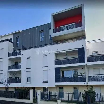 Image 9 - Rue le Verrier, 37300 Joué-lès-Tours, France - Apartment for rent