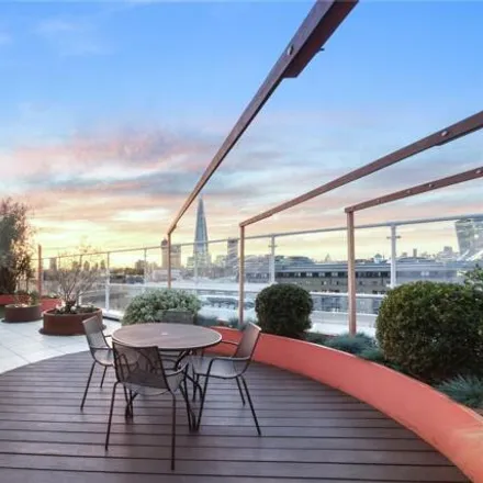 Image 2 - Cinnamon Wharf, 24 Shad Thames, London, SE1 2YJ, United Kingdom - Apartment for sale