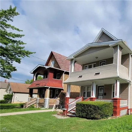 Image 2 - 12523 Forest Avenue, Cleveland, OH 44120, USA - Duplex for sale