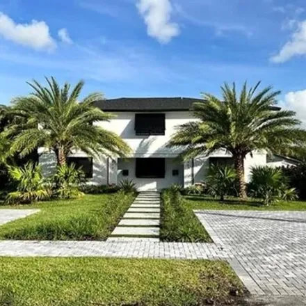 Buy this 6 bed house on 747 Southwest 14th Court in Fort Lauderdale, FL 33315