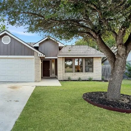 Image 2 - 975 Seminole Drive, New Braunfels, TX 78130, USA - House for sale