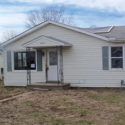 Buy this 3 bed house on 6580 Washington Street in Saint Joseph, MO 64504