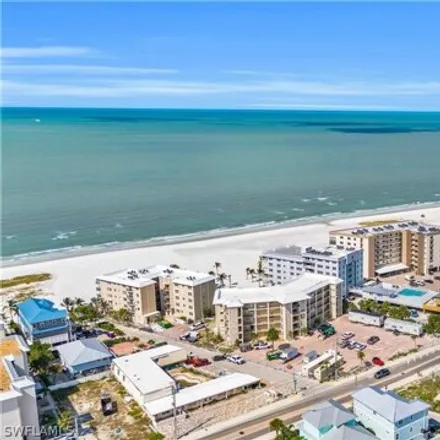 Image 2 - Pelican Watch Rentals, 2532 Estero Boulevard, Fort Myers Beach, Lee County, FL 33931, USA - Condo for sale