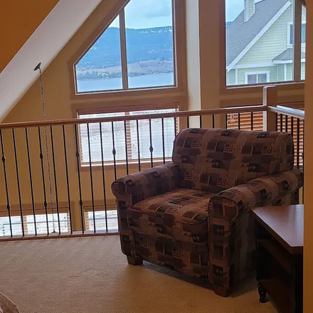 Rent this 3 bed house on Kelowna in BC V1Z 3T3, Canada