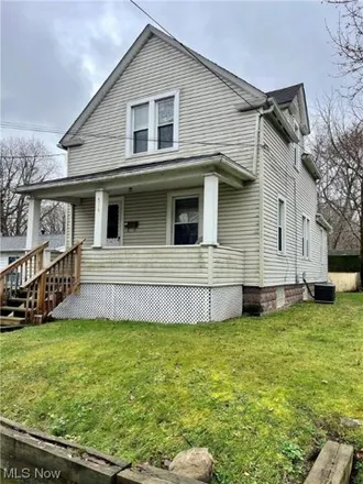 Rent this 2 bed house on 534 Rothrock Avenue in Akron, OH 44314