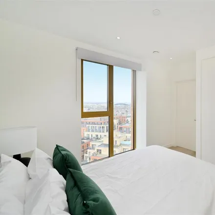 Image 3 - 1 Ashley Road, Cygnet Way, Tottenham Hale, London, N17 9QW, United Kingdom - Apartment for rent
