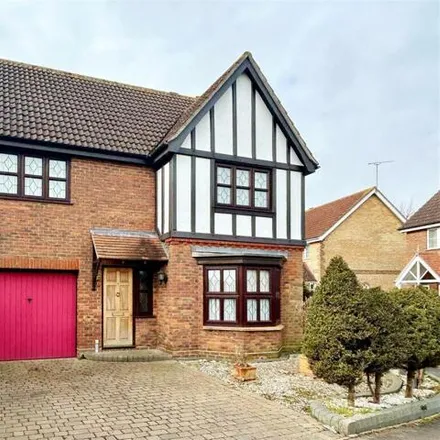 Buy this 4 bed house on Four Sisters Close in Leigh on Sea, SS9 5FH