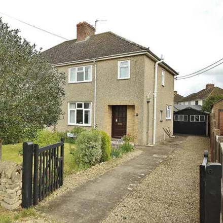 Buy this 3 bed duplex on Old Witney Road in Eynsham, OX29 4PS