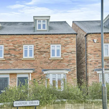 Buy this 3 bed duplex on Harper Drive in South Derbyshire, DE3 0AE