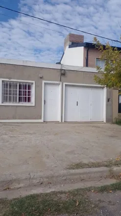 Buy this studio house on Sub Comisaría 15 in Juan Domingo Perón, Pueblo Esther