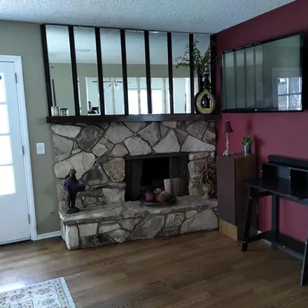 Rent this 1 bed room on 1200 Queen Anne Court in Glendora, CA 91740