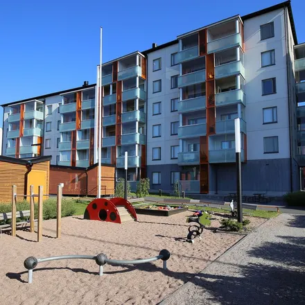Rent this 2 bed apartment on Vuoreksen puistokatu 96 A in 33870 Tampere, Finland