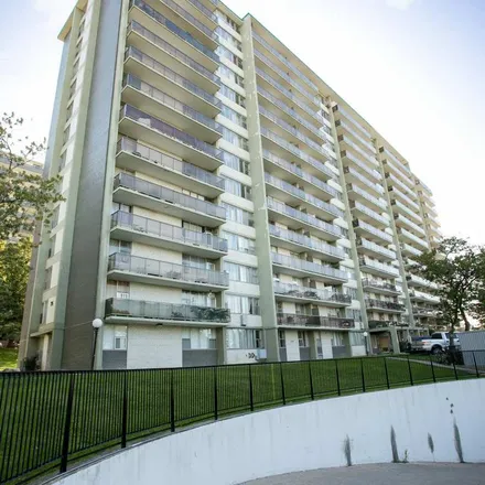 Rent this 3 bed apartment on 75 Havenbrook Boulevard in Toronto, ON M2J 1H5