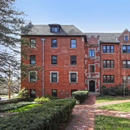 Buy this 2 bed condo on Humphrey Street in Barnesville, New Haven
