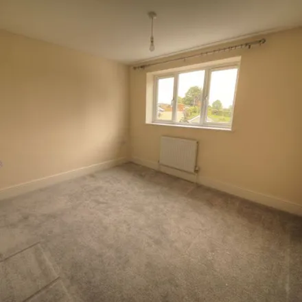 Rent this 4 bed apartment on A372 in Huish Episcopi, TA10 9QY